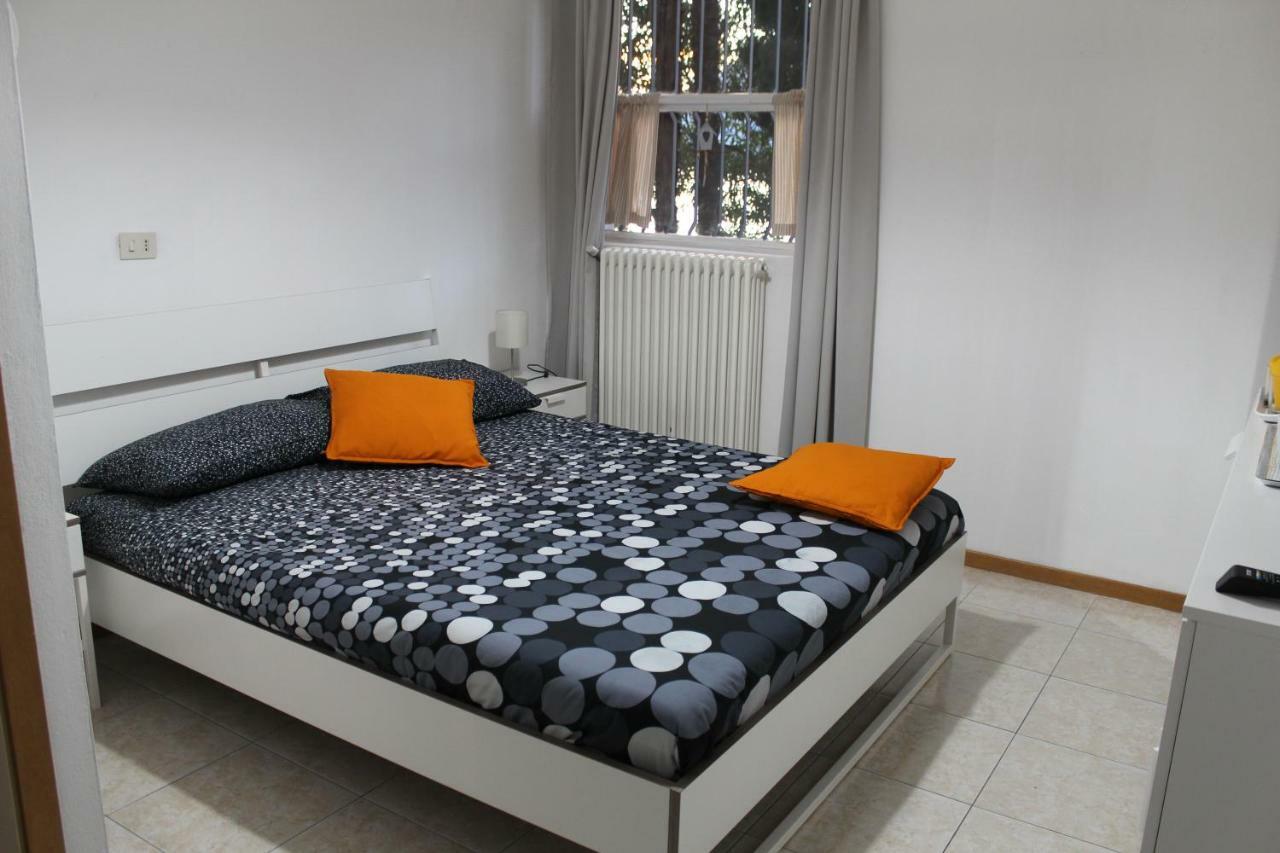 Gli Oleandri Hotel Белано Екстериор снимка