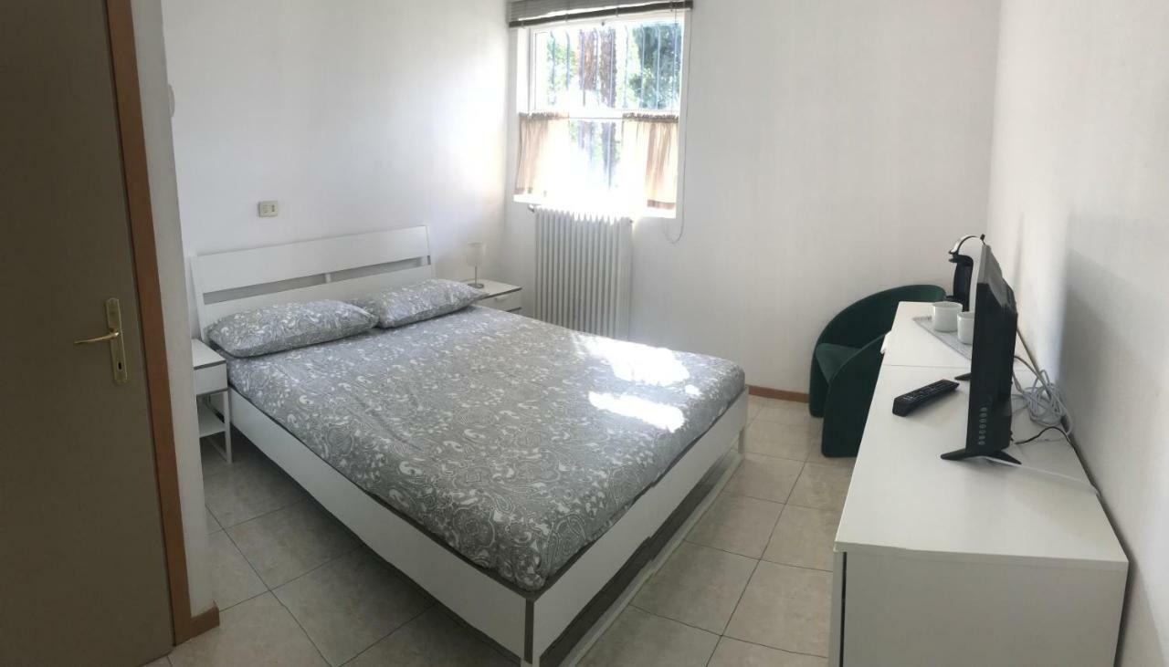 Gli Oleandri Hotel Белано Екстериор снимка
