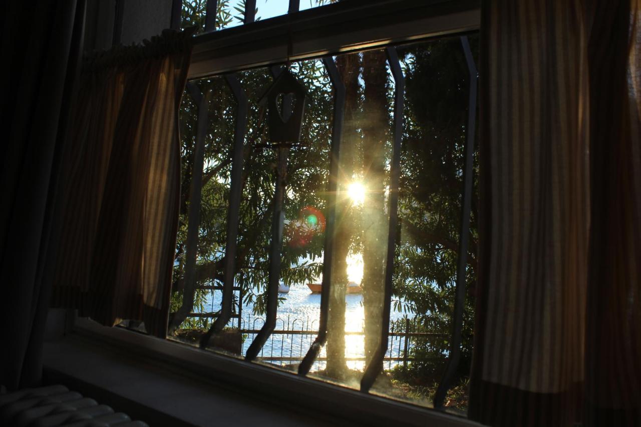 Gli Oleandri Hotel Белано Екстериор снимка